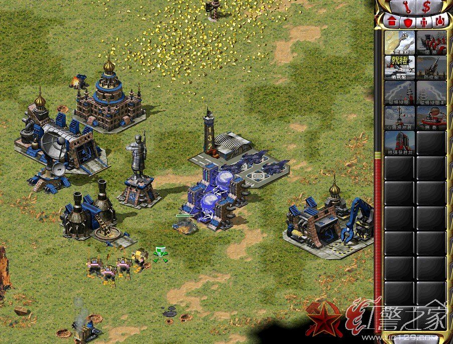 红色警戒2兵临城下4中文版战斗场面